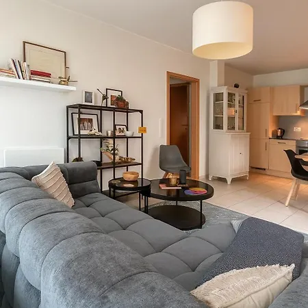 Apartment Belair Retreat, Office Space & Access *